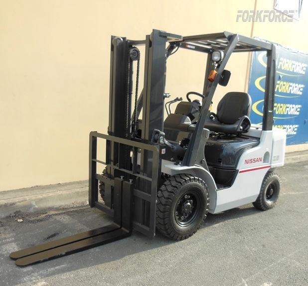 New nissan forklifts