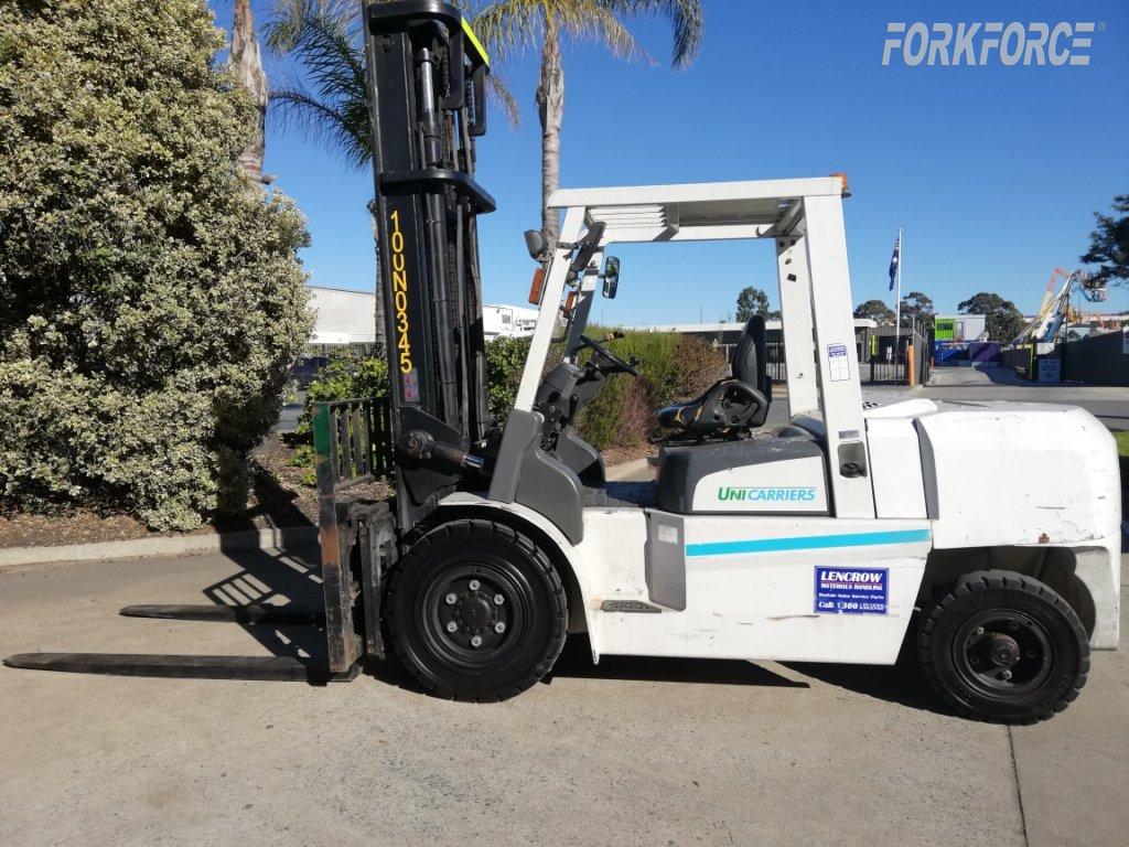 Used 3 Ton LPG Forklift Unicarriers