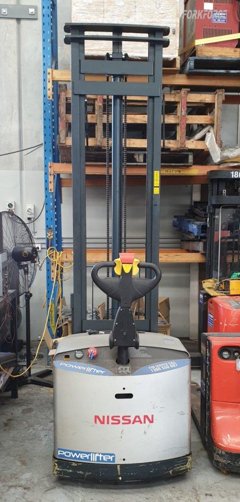 Used Nissan Powerlifter C1200 Counterbalance Stacker