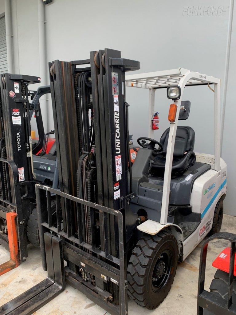 Used Unicarriers FD25T4C 2.5T Diesel Forklift