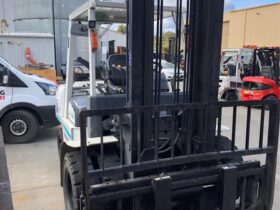 Used UniCarriers 4.5T LPG/Petrol Forklift