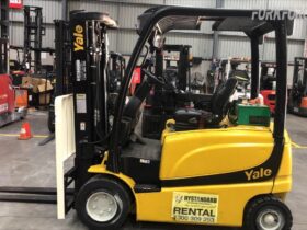 Used Yale 2.5 Ton 4 Wheel Electric Forklift ERP25VL