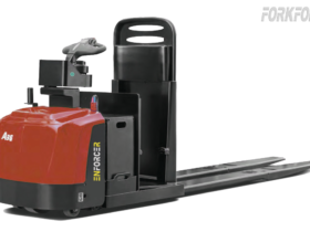 Enforcer 3.6 Ton Center Rider Electric Pallet Truck