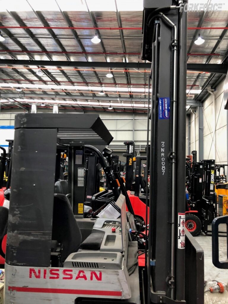 Used Nissan 1.6 Ton Reach Truck (8.5m)