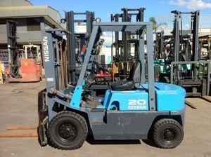 Nissan 2T Diesel Forklift