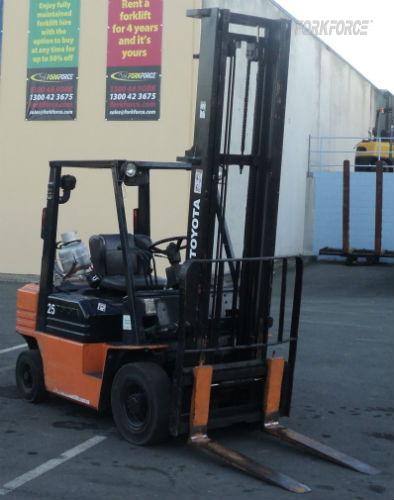 Used Toyota 2.5-Ton LPG Forklift