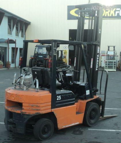 Used Toyota 2.5-Ton LPG Forklift