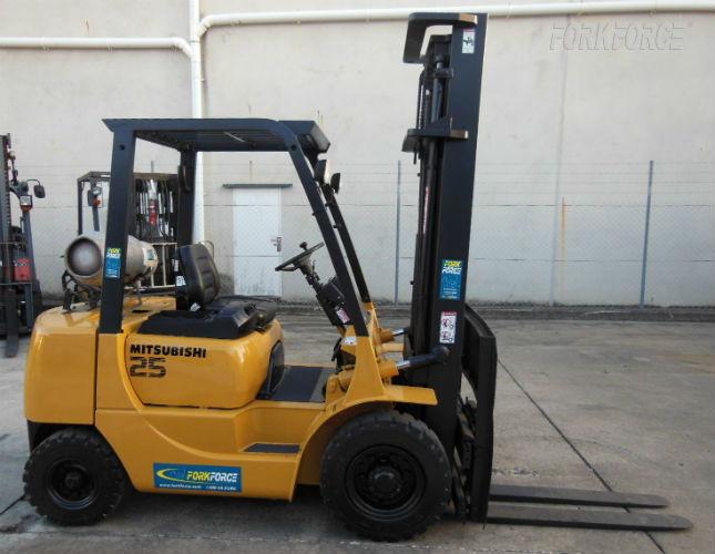 Used Mitsubishi 2.5-Ton LPG Forklift