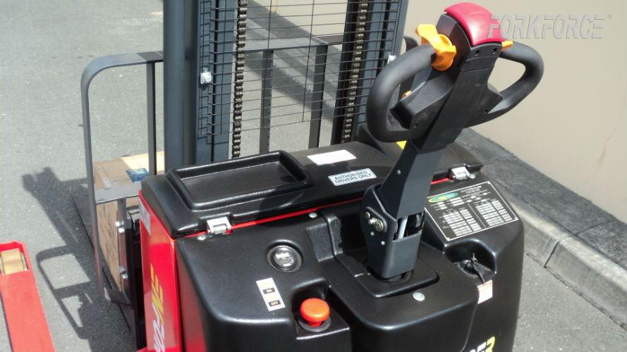 Enforcer 1-Ton Walkie Straddle Stacker