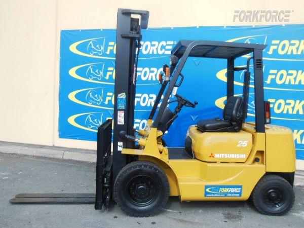Used Mitsubishi 2.5T Diesel Forklift