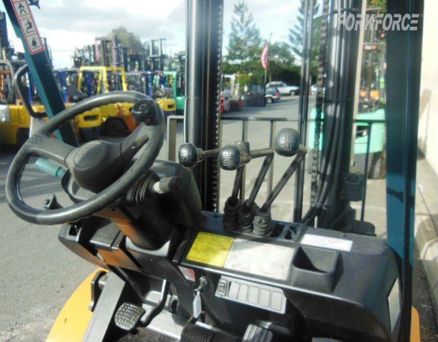 Used Toyota 02-7FG30 3.0-Ton LPG Forklift