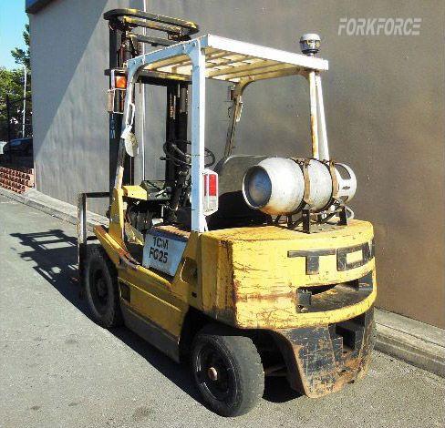 Used TCM 2.5 Ton LPG Forklift