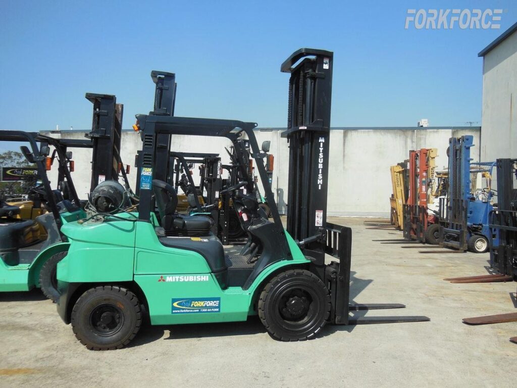 Used Mitsubishi 2.5 Tonne LPG Forklift
