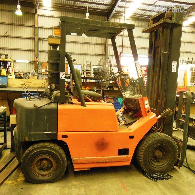 Used Clark 1.5T LPG Forklift