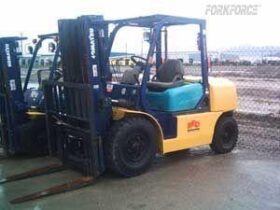 Komatsu FD45T-7