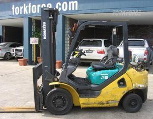 Komatsu 2.5T LPG Forklift