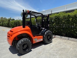 Used Ausa 2.5T Rough Terrain Forklift