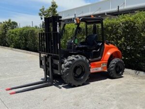 Front View - C250Hx4 - Ausa 2.5T Rough Terrain Forklift