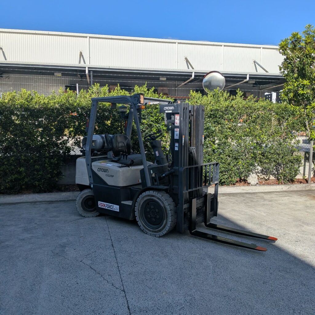 Used Crown 2.5T LPG Forklift