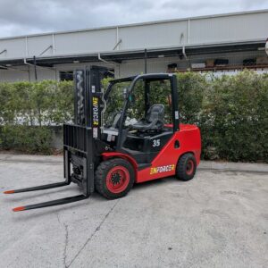 Front View - FD35T-YHC - Enforcer 3.5T Diesel Forklift