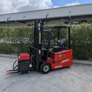Front View - FLBCTE18-08LIVH-500/3 - Enforcer 1.8T Lithium Counterbalance Forklift