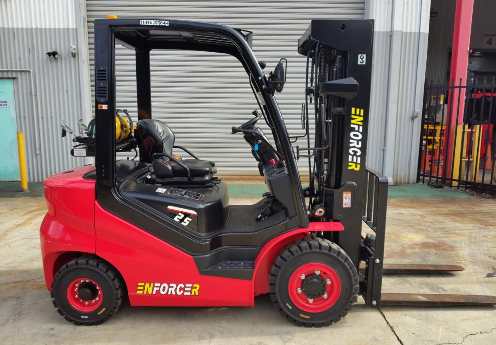 Used Enforcer 2.5T LPG Forklift