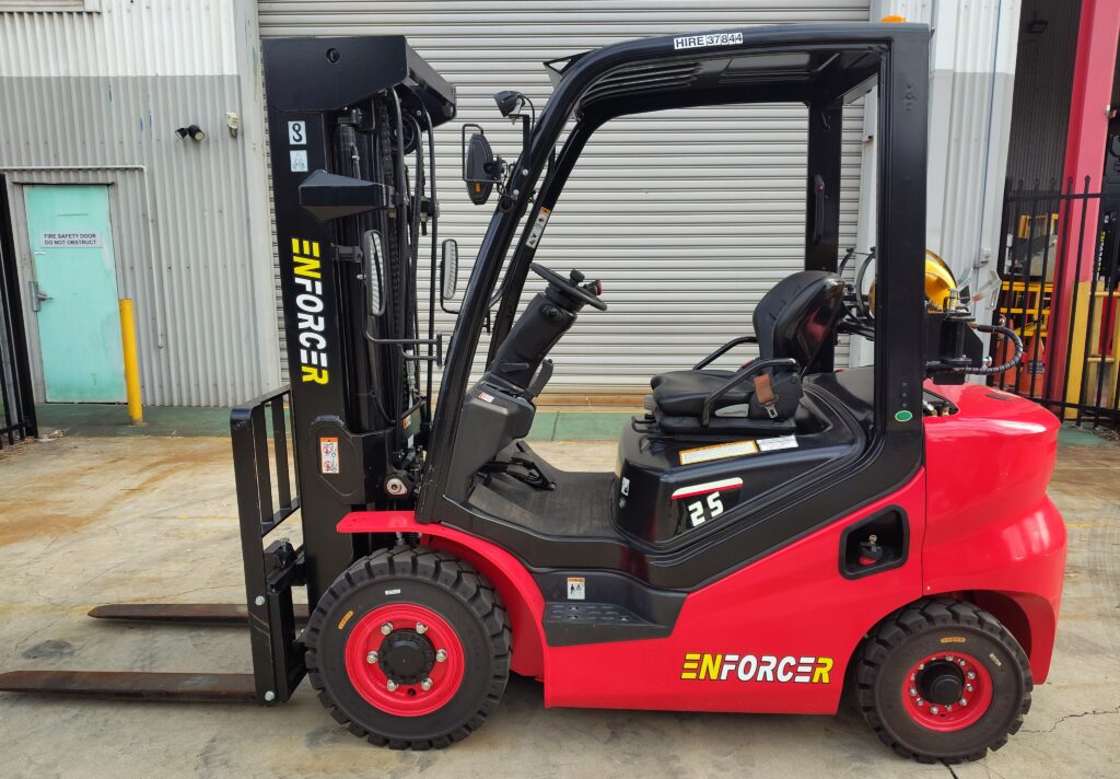 Used Enforcer 2.5T LPG Forklift