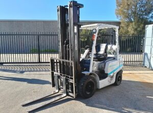 Side view - FG25T3C - UniCarriers 2.5T LPG Forklifts
