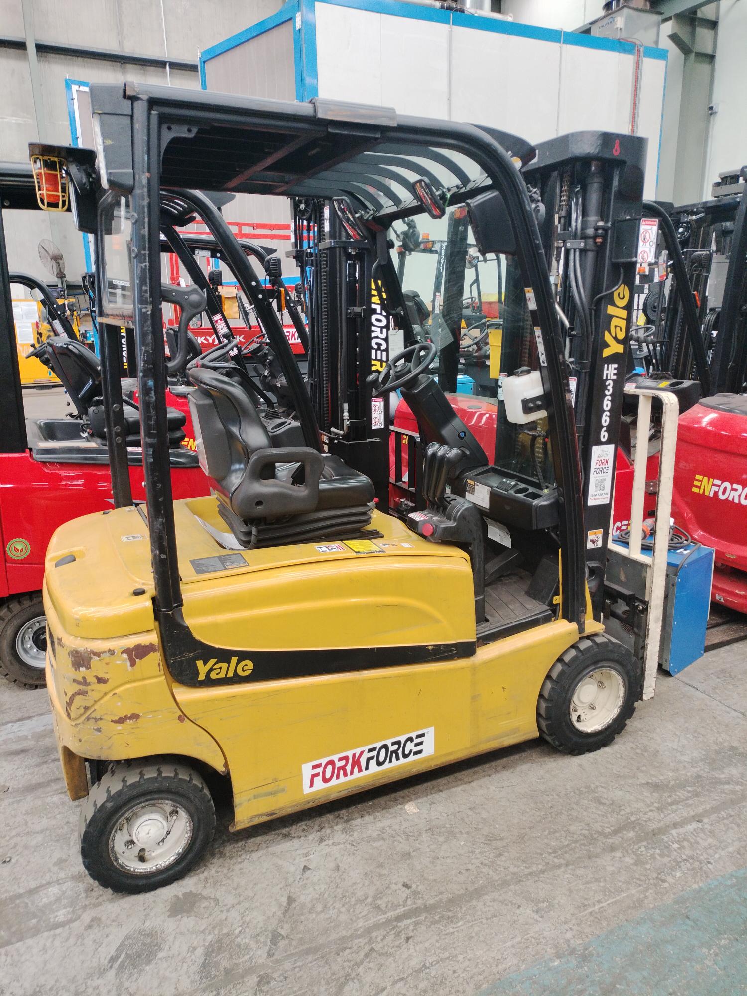 3/4 View: Used Yale ERP20VF Forklift