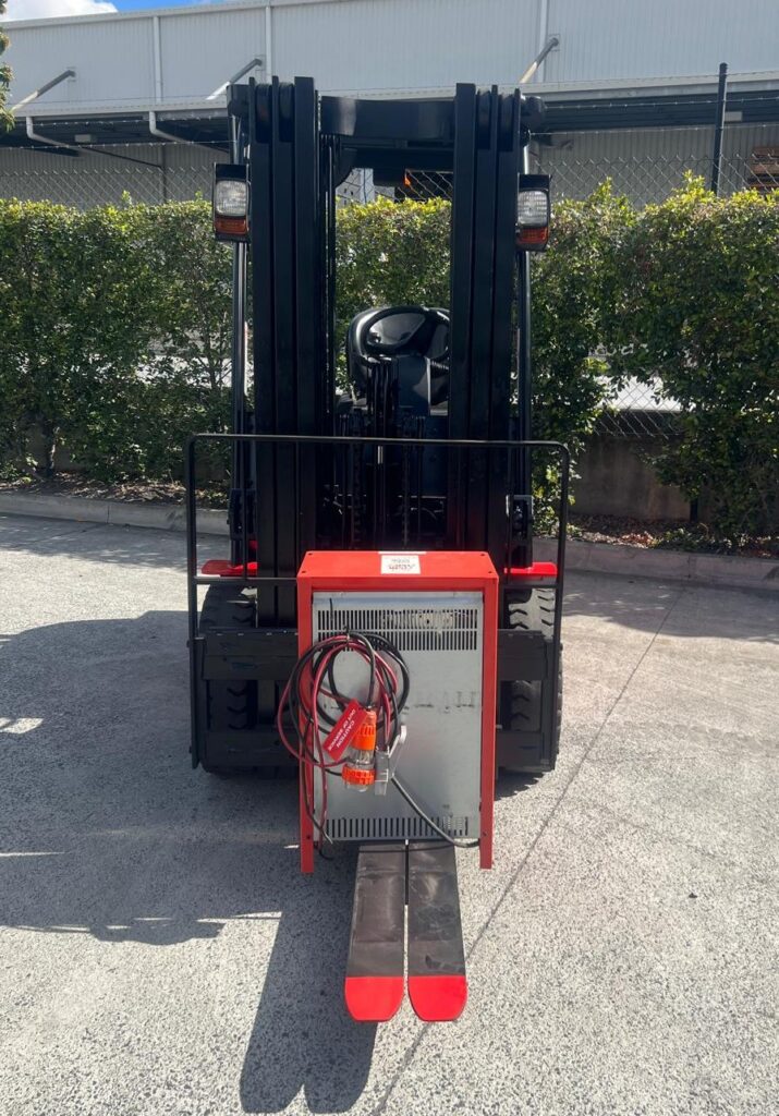 Used EP 2.5T Battery Electric Forklift
