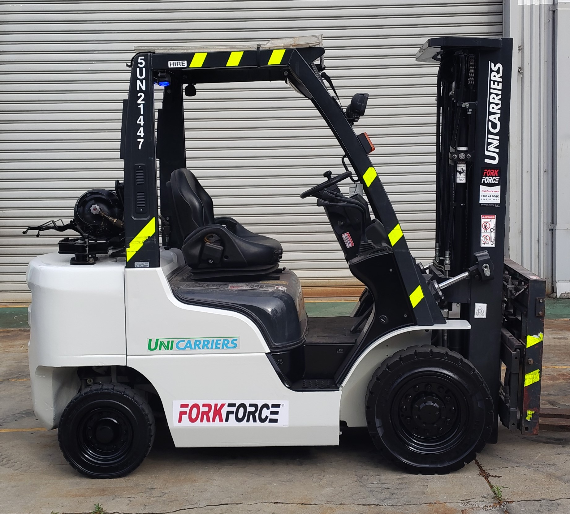 Side view - P1F2A25DU - UniCarriers 2.5T LPG Forklift