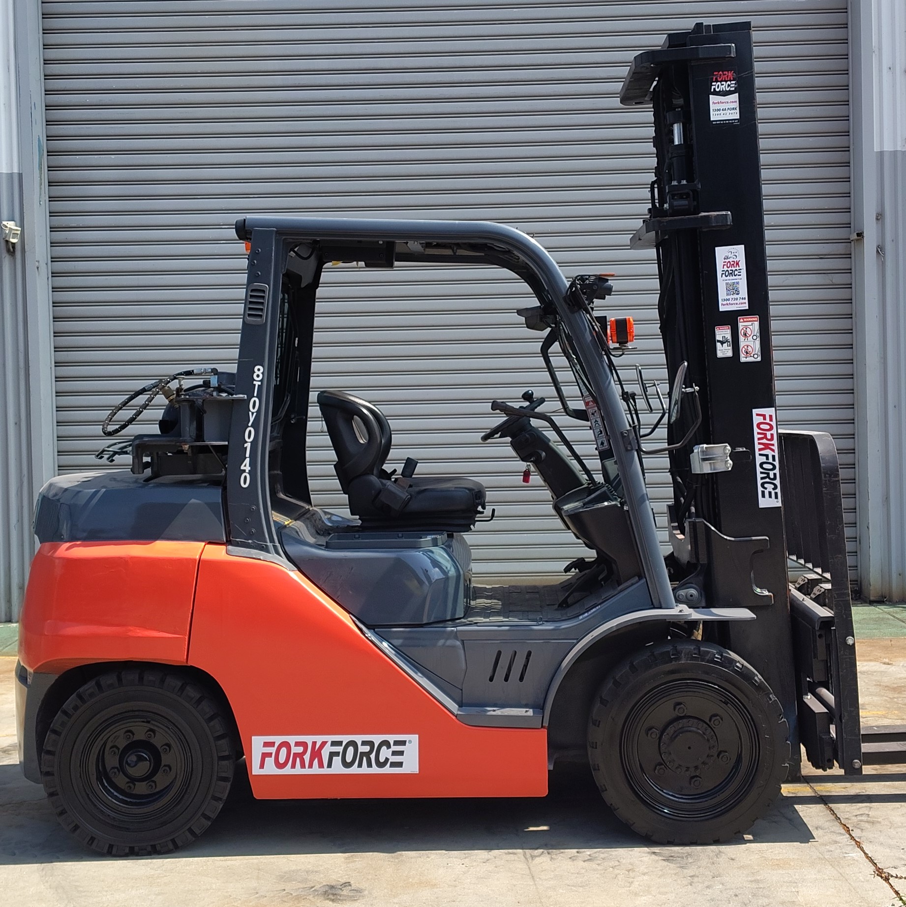 Side view - 8FG40N - Toyota 4T LPG Forklift