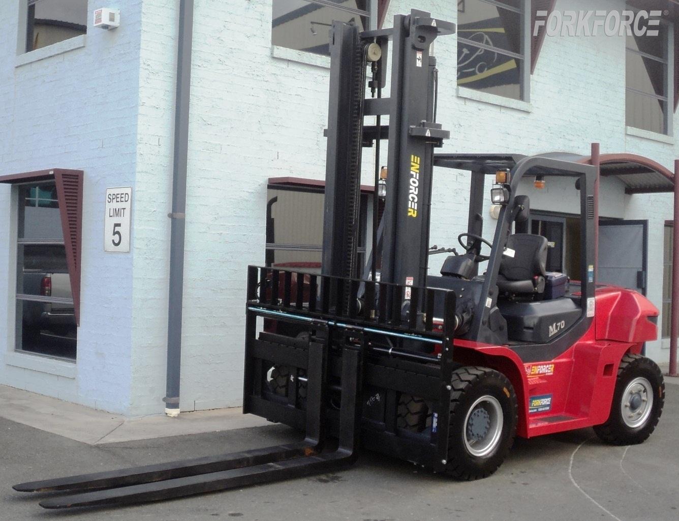 Enforcer 7T Diesel Forklift
