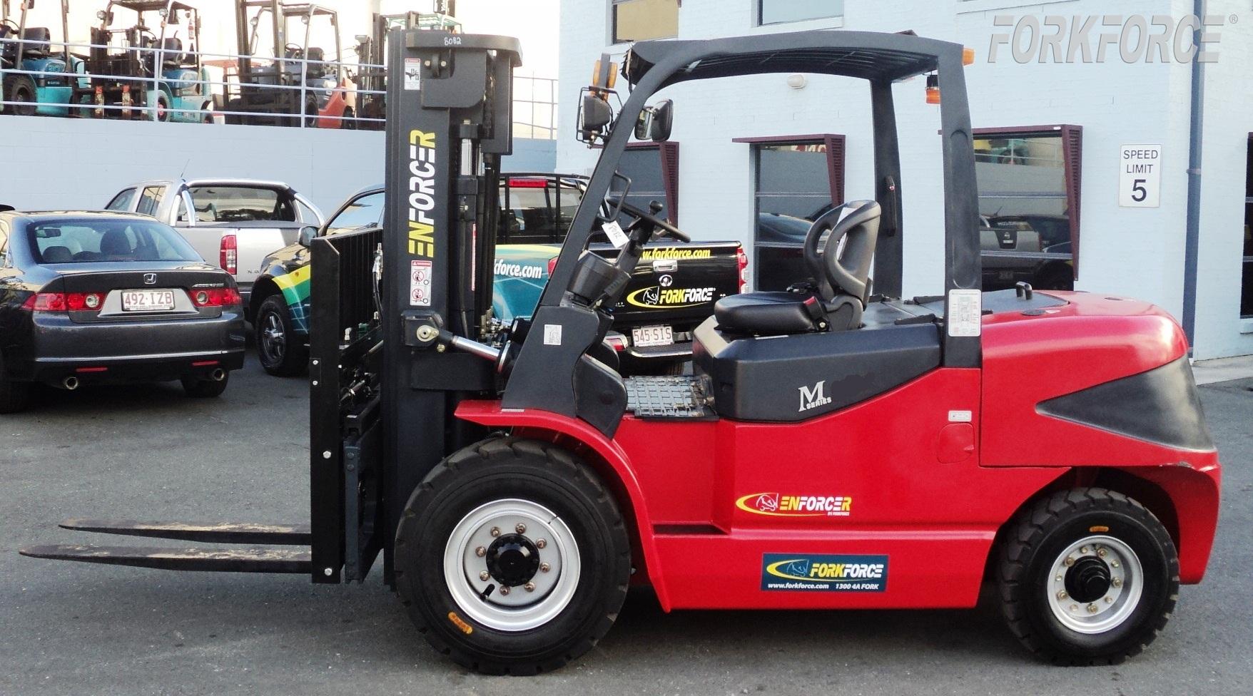 Enforcer 5T LPG-Petrol Forklift